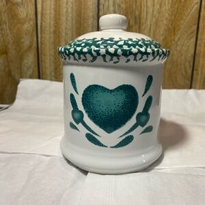 Tienahan, green heart pattern